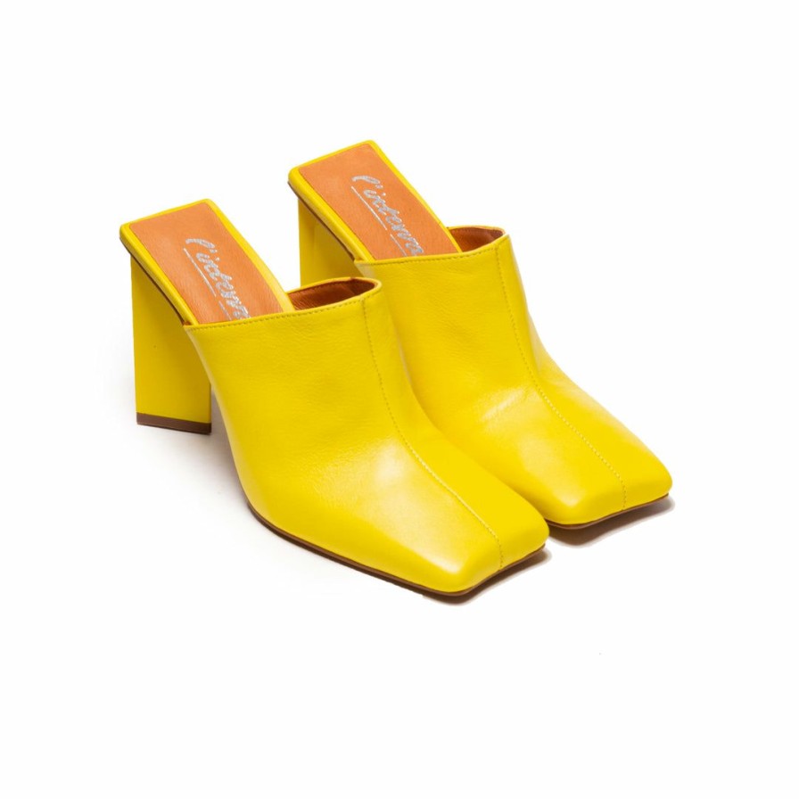 Women L'Intervalle | L'Intervalle Loutro Women Yellow Leather