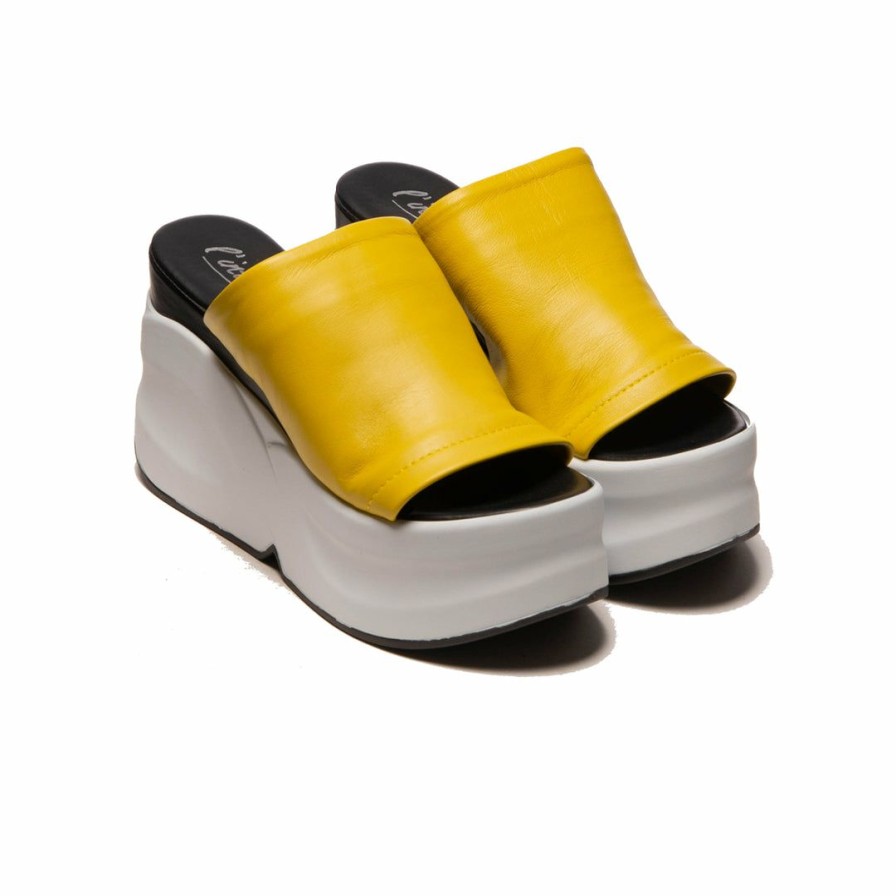 Women L'Intervalle | L'Intervalle Cricket Yellow Leather