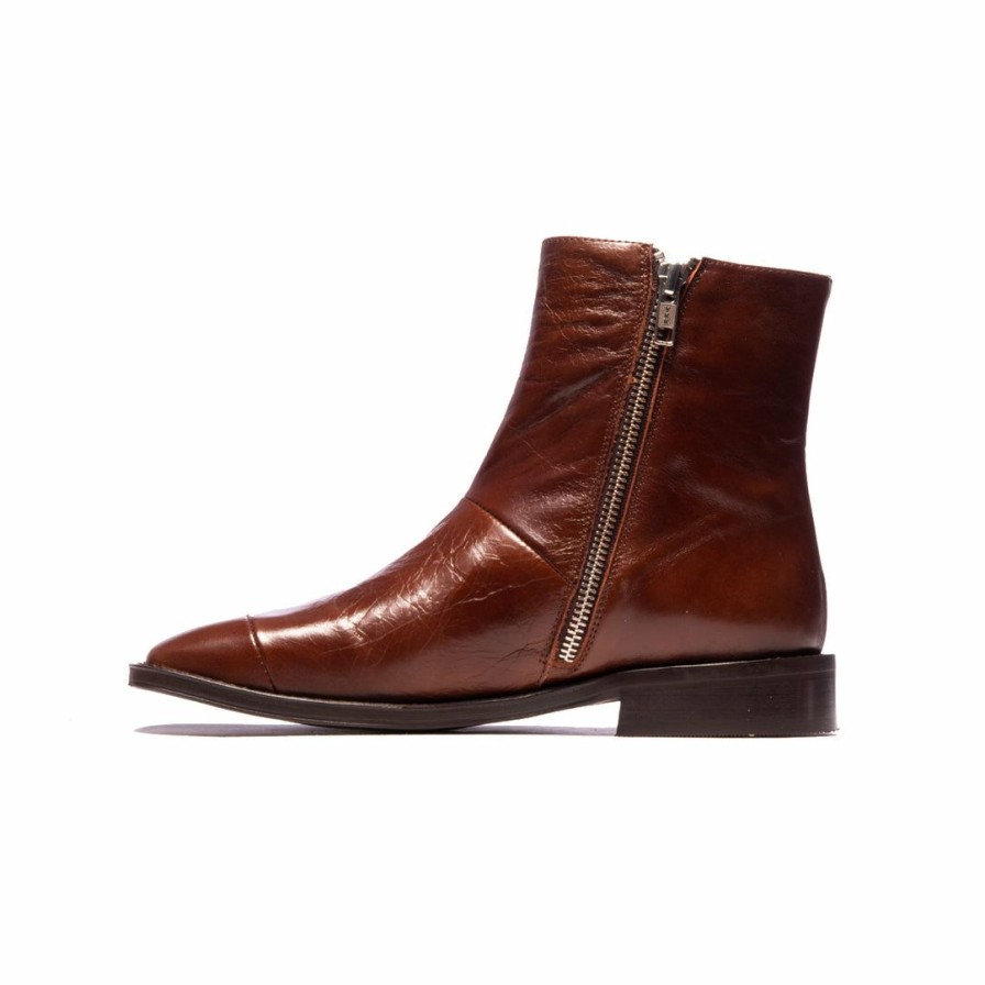 Women L'Intervalle | L'Intervalle Women Falcon Chestnut Leather