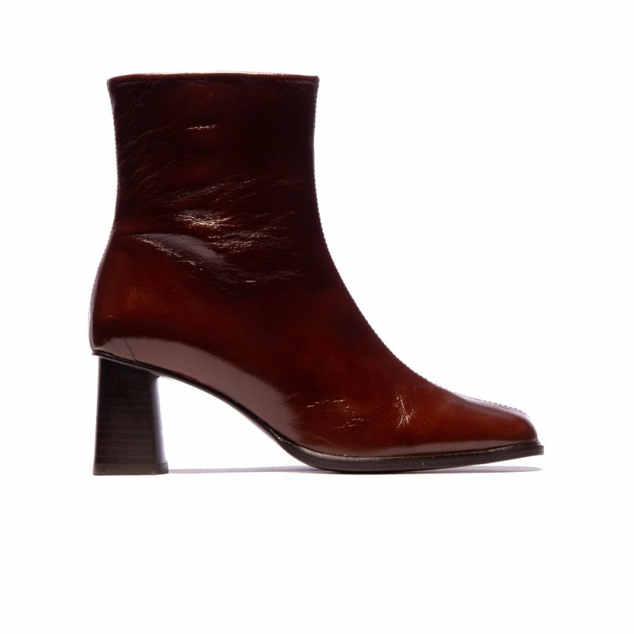 Women L'Intervalle | L'Intervalle Women Swan Chestnut Leather